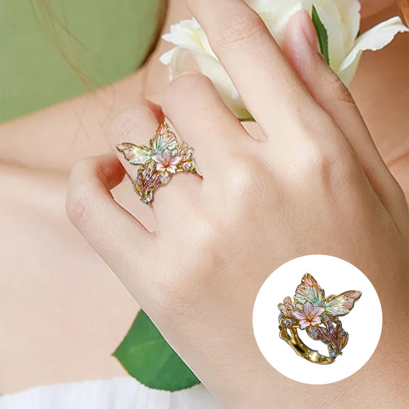 Ring mit Schmetterlingsblüte