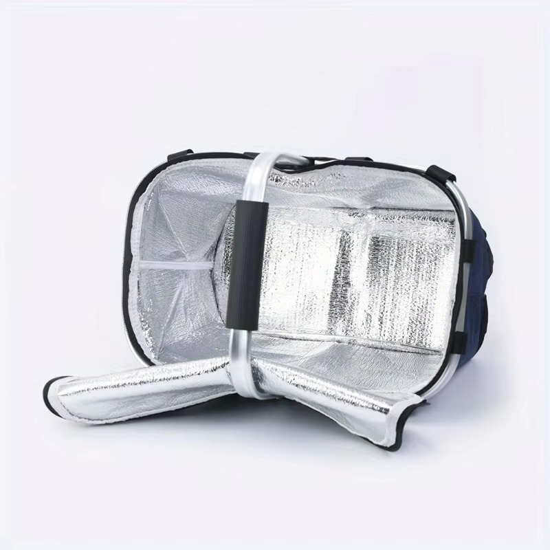 Practical cool bag made of durable material for outdoor use