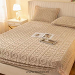 Cozy Fleece Sheet Set | Soft and Warm with Free Pillowcases!