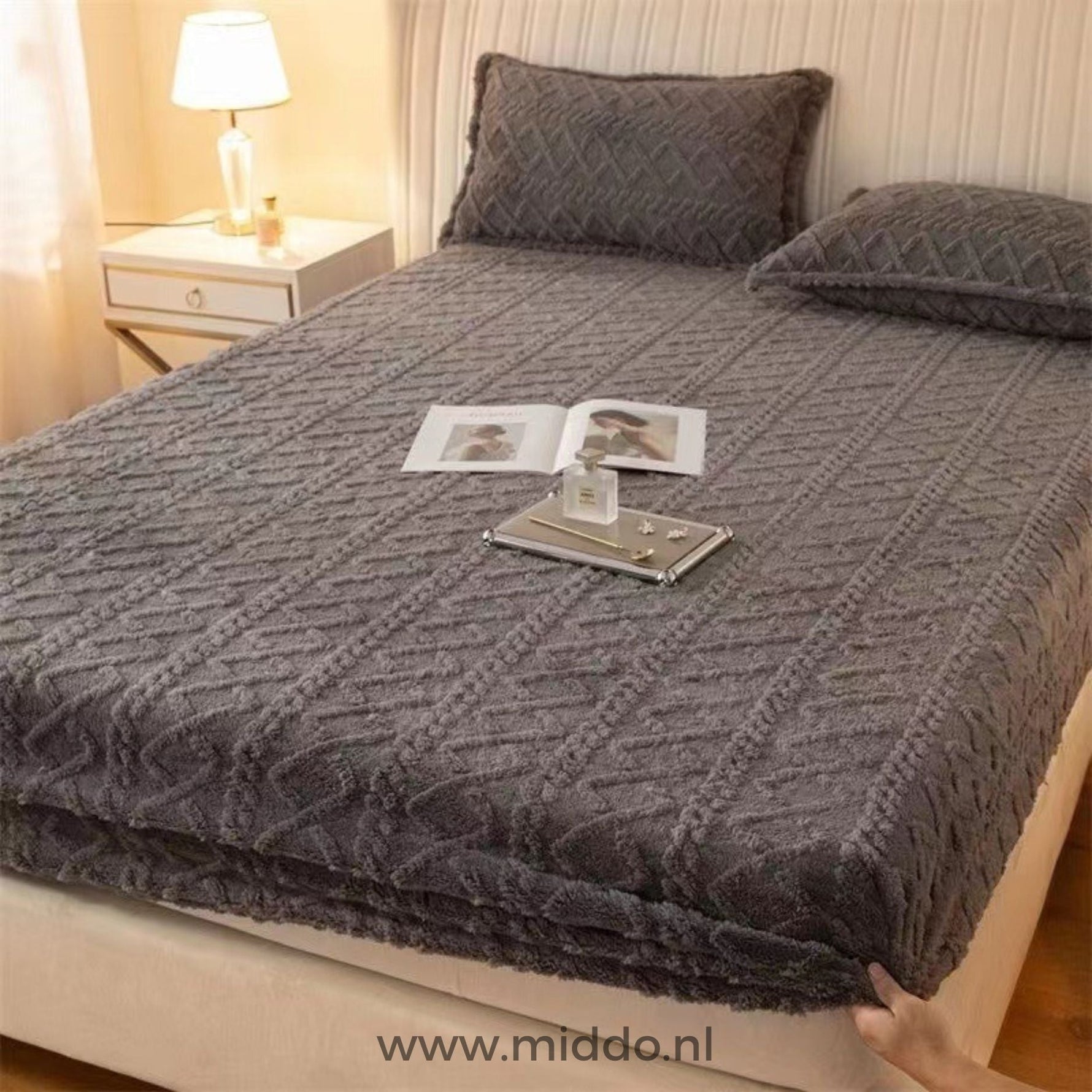 Cozy Fleece Sheet Set | Soft and Warm with Free Pillowcases!