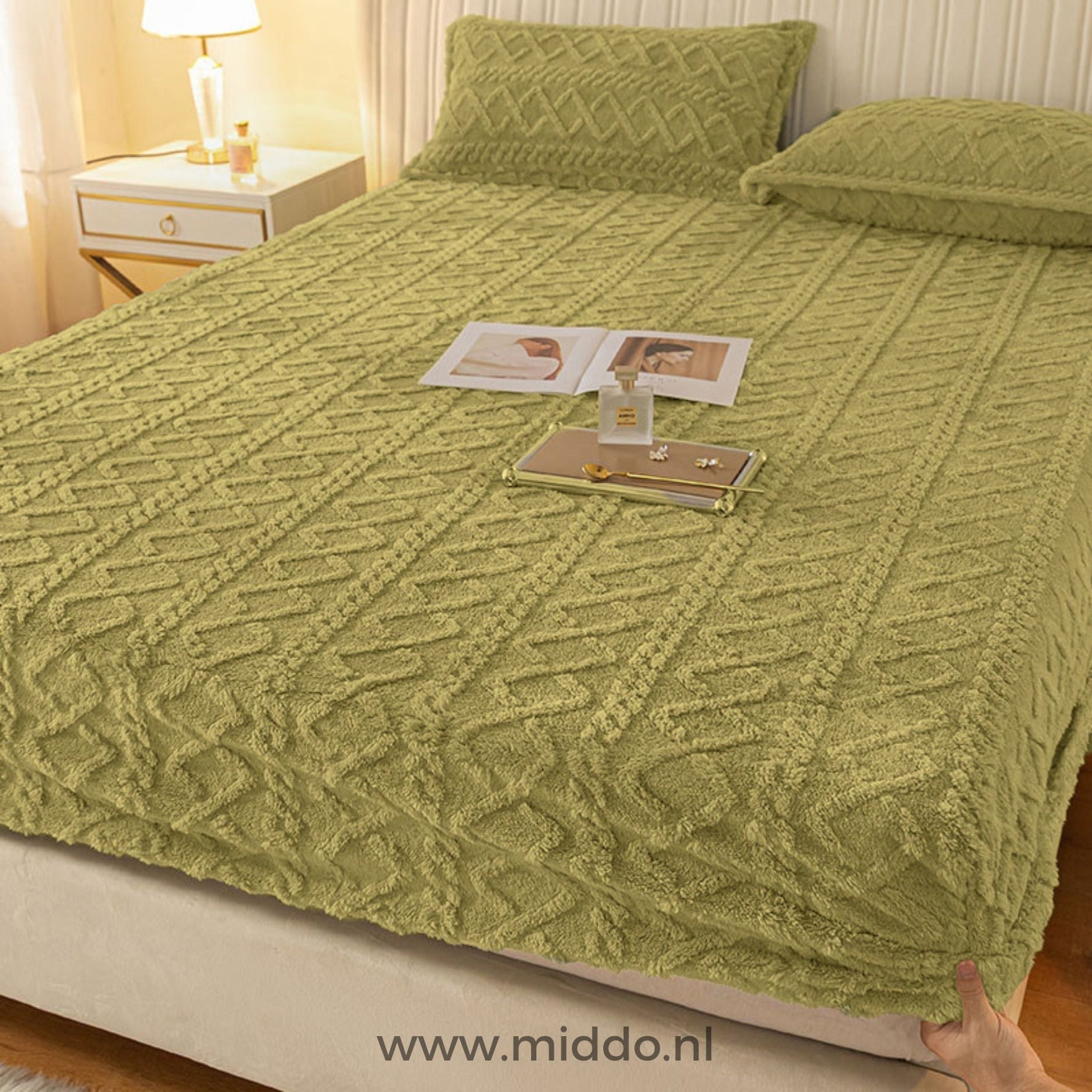 Cozy Fleece Sheet Set | Soft and Warm with Free Pillowcases!