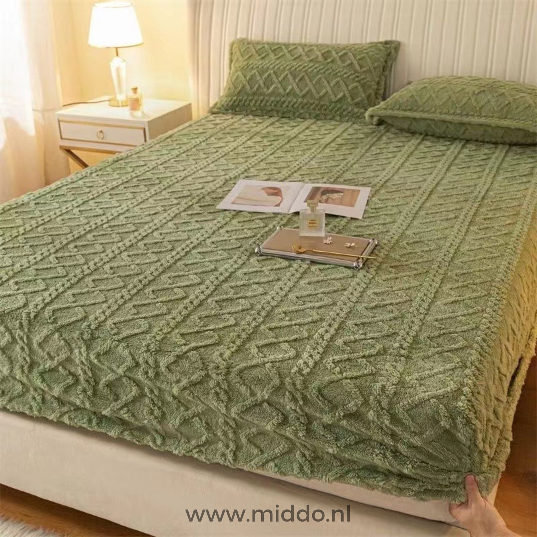 Cozy Fleece Sheet Set | Soft and Warm with Free Pillowcases!