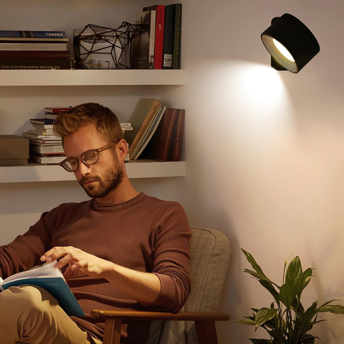 Cordless Wall Lamp with Touch Control and 360° Rotation