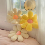 Flower-Shaped Decorative Pillow – Soft Accent Pillow for Your Home