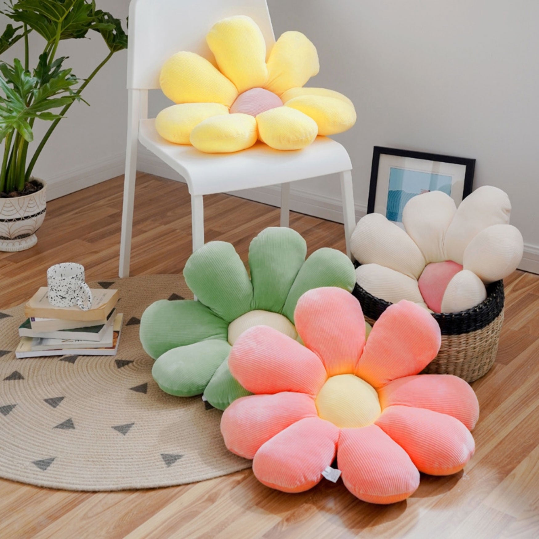 Daumenkissen mit flauschigem Gänseblümchen-Motiv