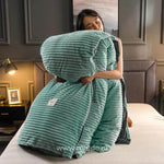 CosyNest | 3-Piece Fleece Bedding Set for Winter