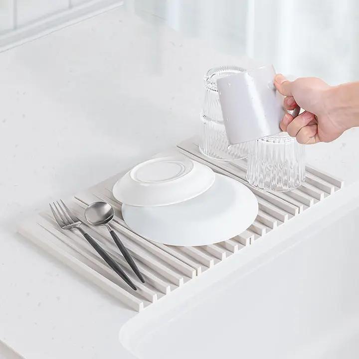 Compact Silicone Drying Mat – Heat-Resistant and Non-Slip for Quick Drying