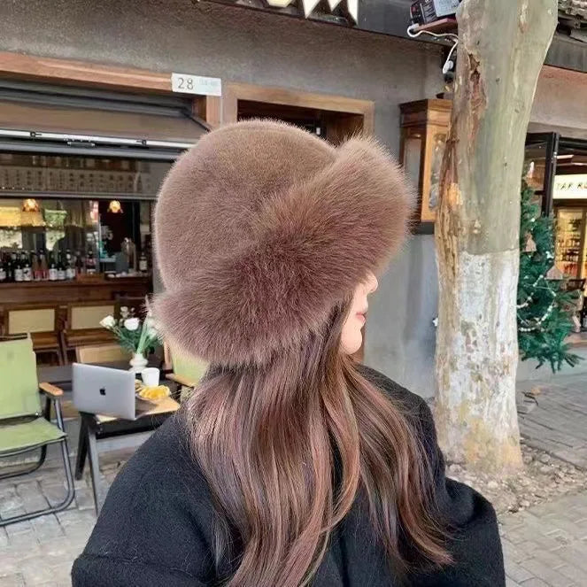 Stilvolle Wintermütze aus Kunstpelz für Damen