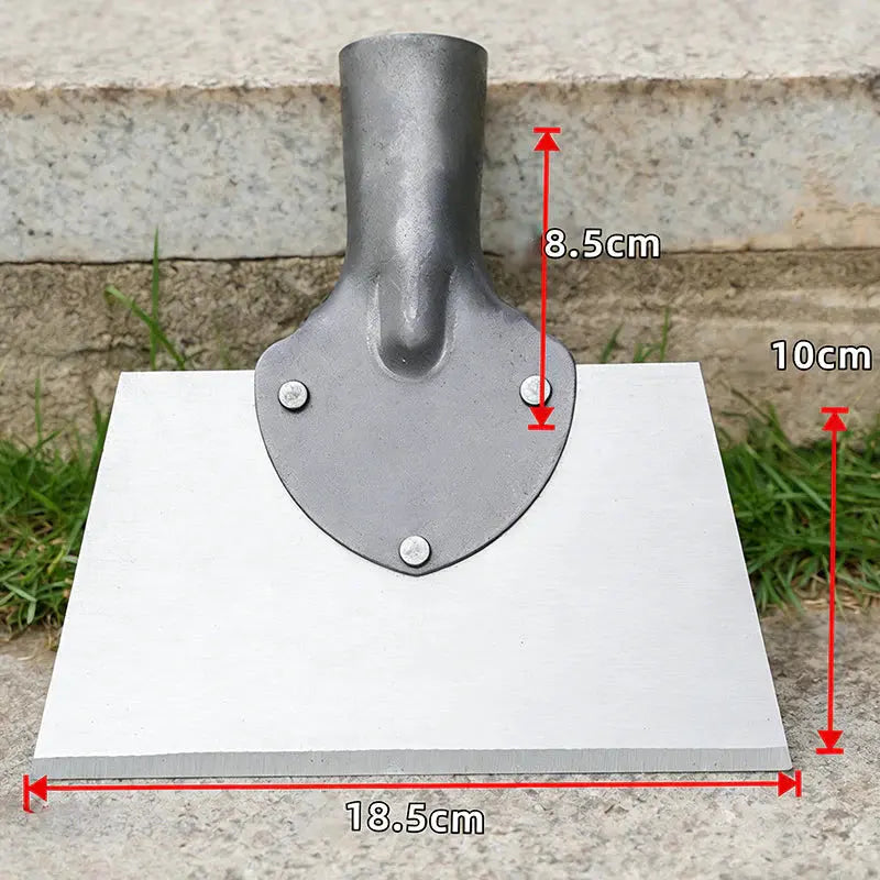 Effiziente Gartenhacke mit breiter Stahlklinge und Schaber