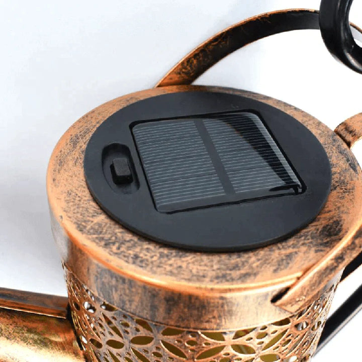 Solarbetriebene Gartenlampe mit Regeneffekt – Charmantes Design