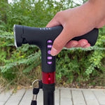 Sichere Gehhilfe mit Fallalarm und individuell einstellbarer Höhe