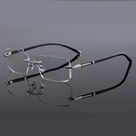 Leichte Multifokale Brille | Robuster Rahmen | Kratzfest & Wasserabweisend