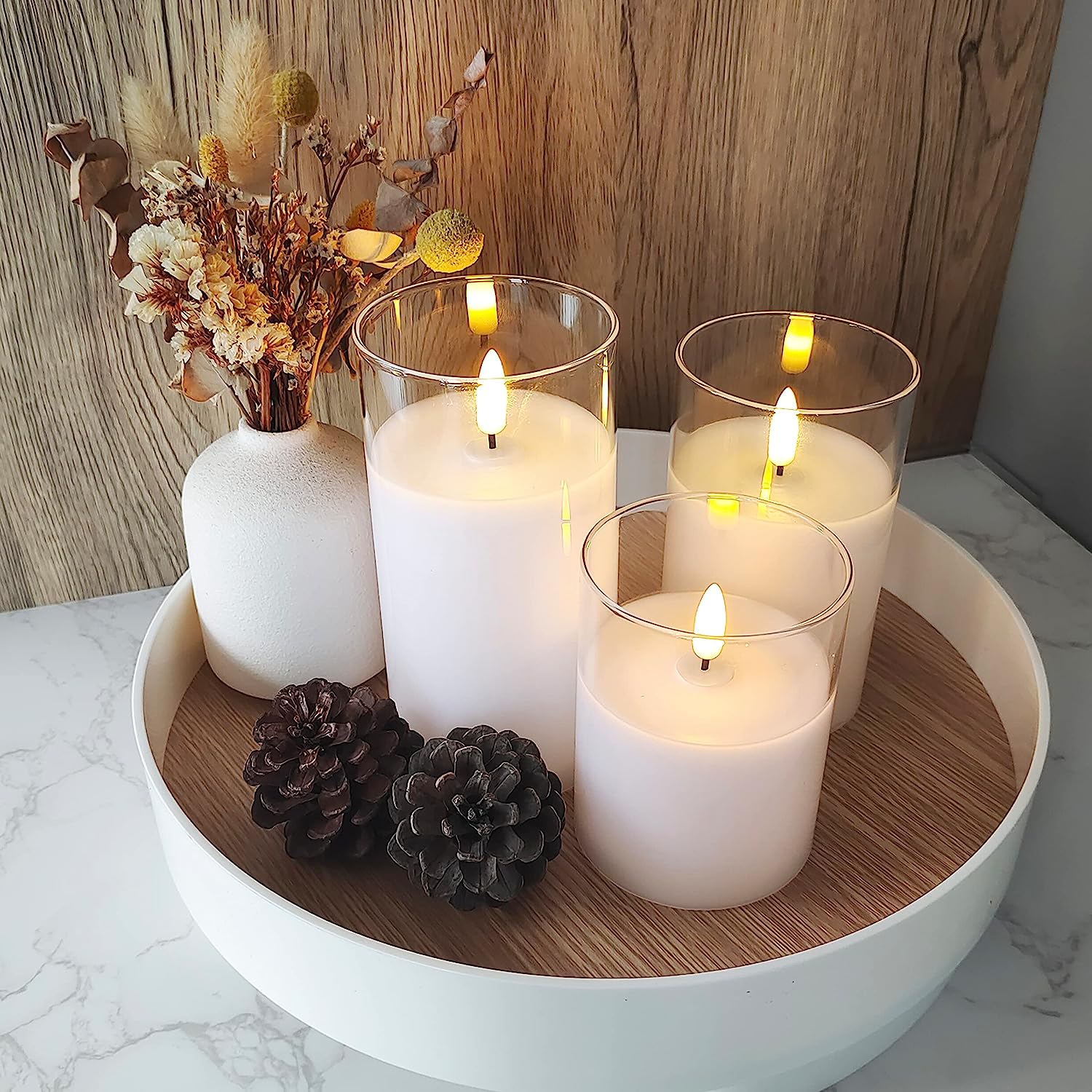 Atmospheric LED candles for a safe ambiance
