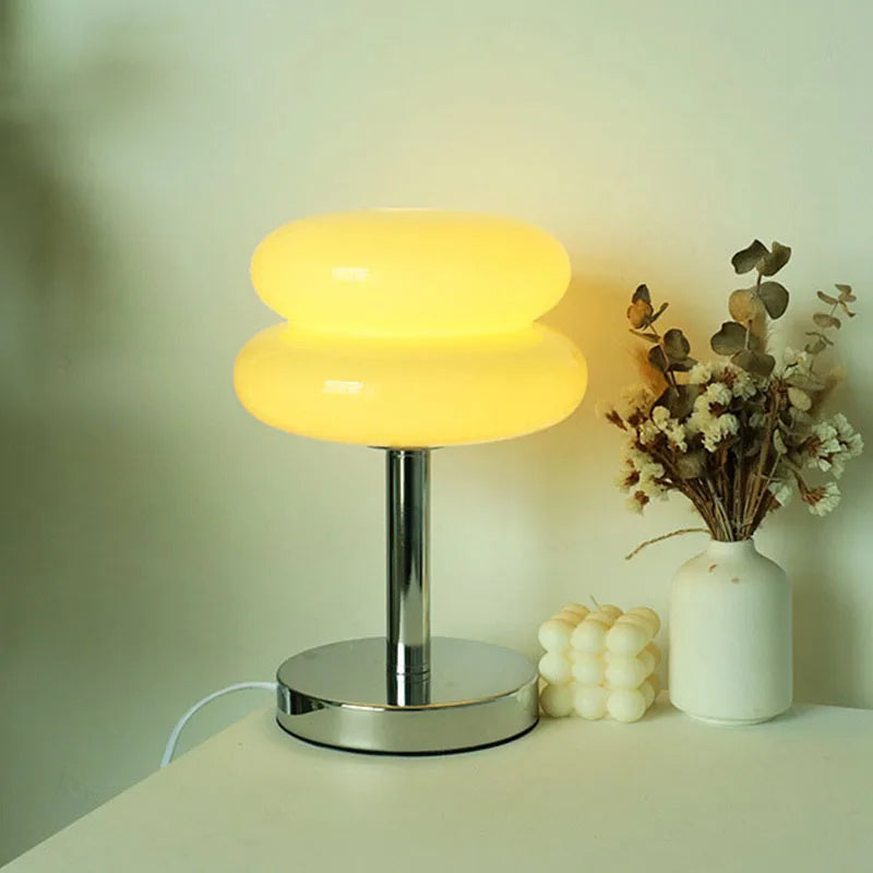 Elegante Tischlampe aus Glas für jeden Raum