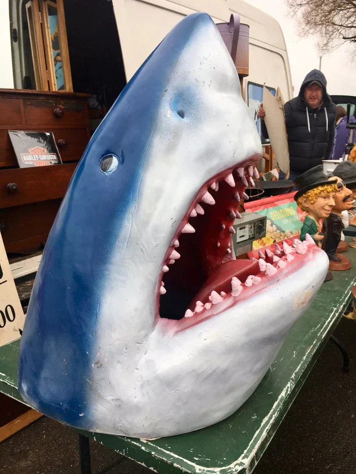 Fascinating Garden Art: The Great White Shark