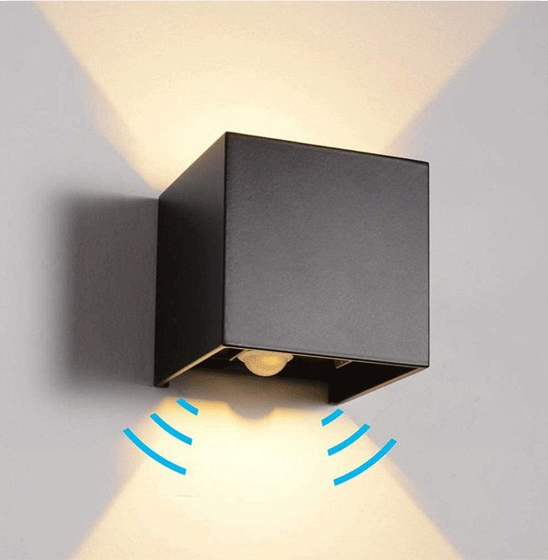 Außenwandleuchte mit Bewegungsmelder IP65 - Quadrat Form