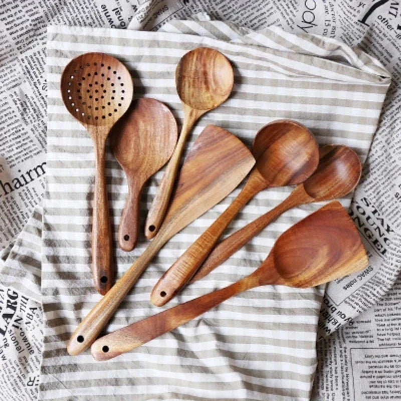 Stylish 7-Piece Teak Kitchen Utensil Set
