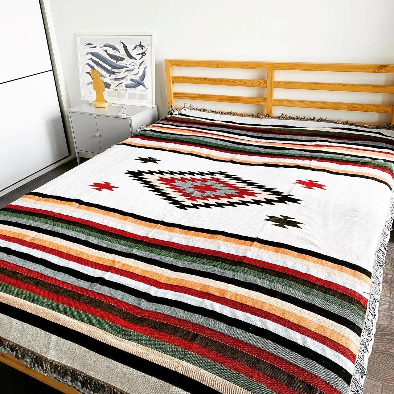 Herbstliche Retro-Couchdecke für Gemütlichkeit