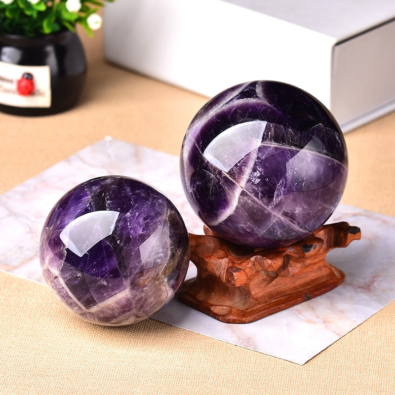Elegante Amethystkugel – Polierte Dekorationsperle