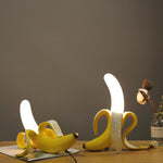 Elegant Retro Table Lamp – An Artistic Lighting Accent for Your Home