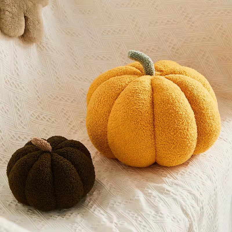Kuschelkissen in Kürbisform