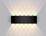 Moderne LED Wandleuchte mit Auf- und Abstrahlung – Warmweiß