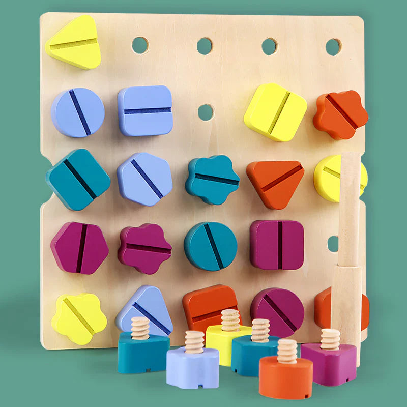 Spielerisches Holzpuzzle zur Förderung feinmotorischer Fähigkeiten mit Formen und Farben