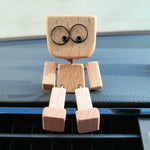 Handgefertigte Holzfigur – Ein Fröhlicher Begleiter für Fahrten
