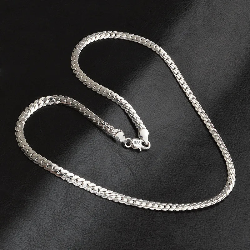 Silberne Glücks-Halskette – 925er Sterlingsilber für zeitlose Eleganz
