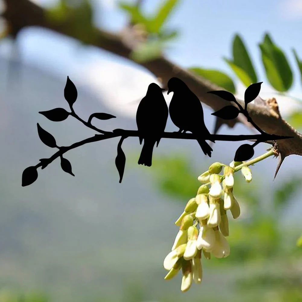 Elegante Metallvögel – Wand- und Gartenakzent