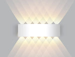 Moderne LED Wandleuchte mit Auf- und Abstrahlung – Warmweiß
