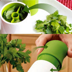 Herb Grinder | Perfectly ground herbs and spices at the touch of a button