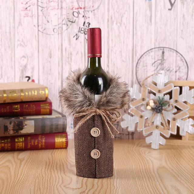 Festive Wine Bottle Cover – Stylish Christmas Decoration