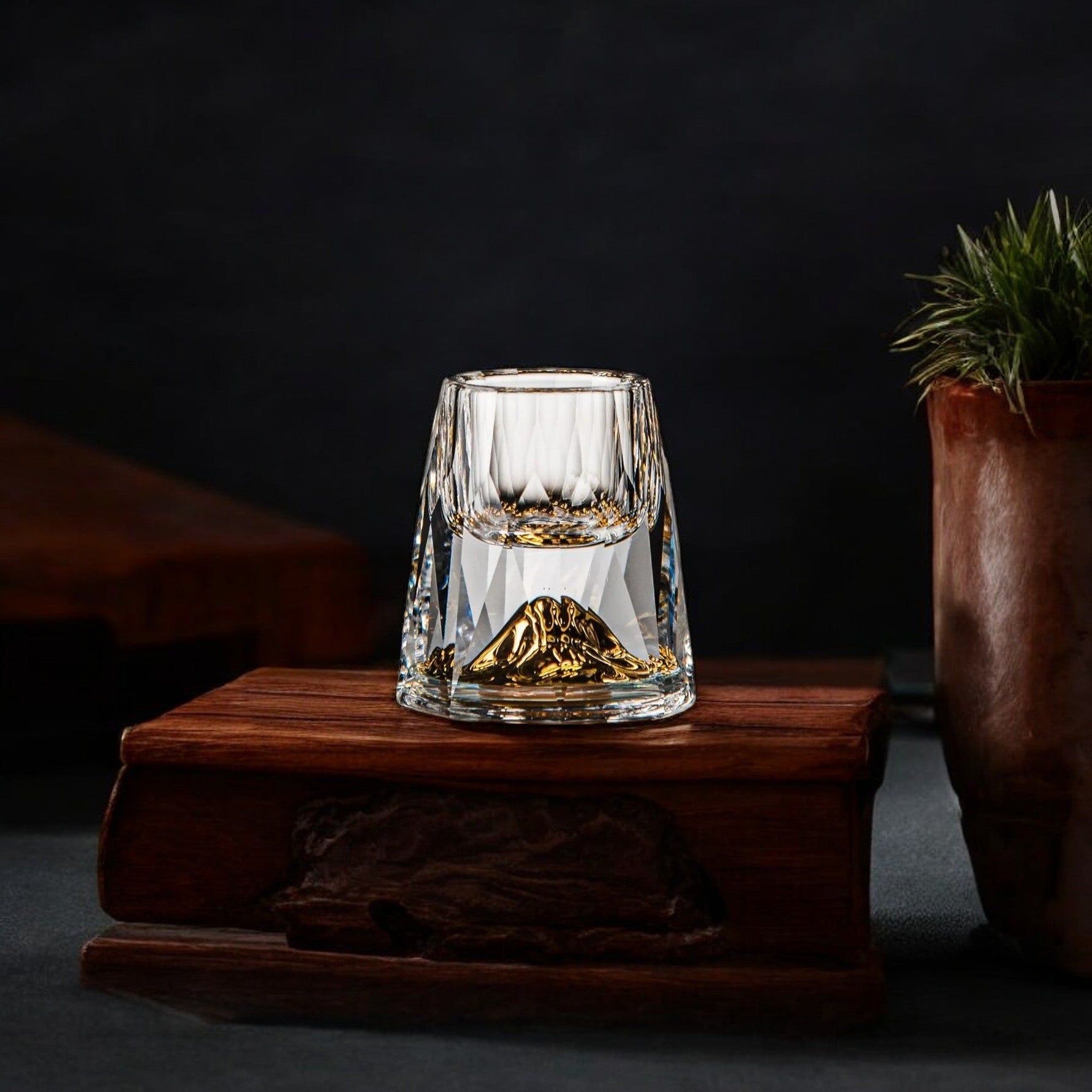 Handgefertigte Kristallgläser mit Goldflocken – Set aus 2 – Für Whisky & edle Getränke