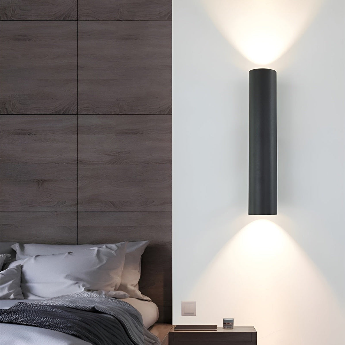 Elegant Wall Sconce – Flexible Dual-Head Lamp for Stylish Rooms