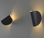 Flexibly Adjustable Metal Wall Lamp for Every Room