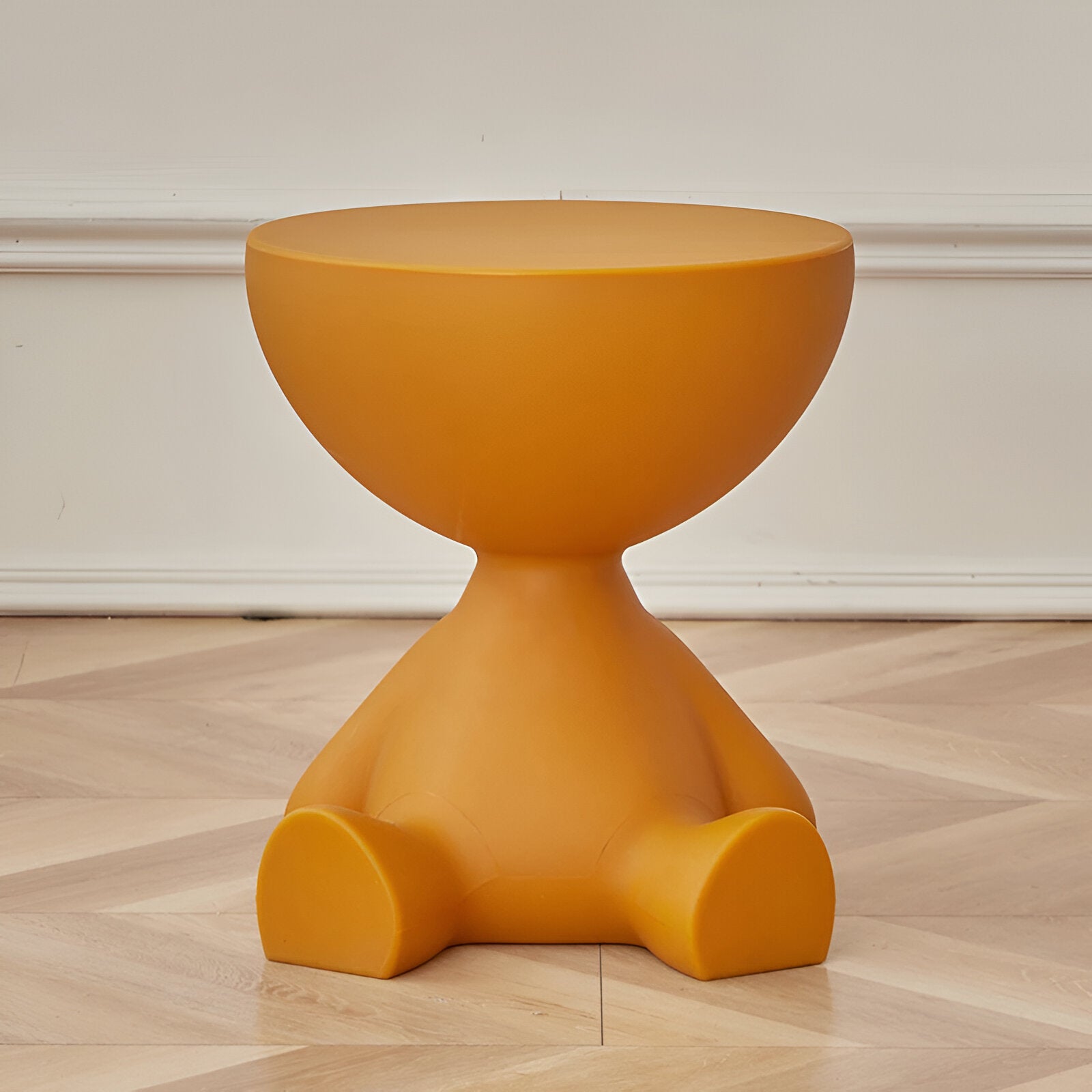 Runder Couchtisch – Eleganter Beistelltisch für Wohnzimmer und Innenräume