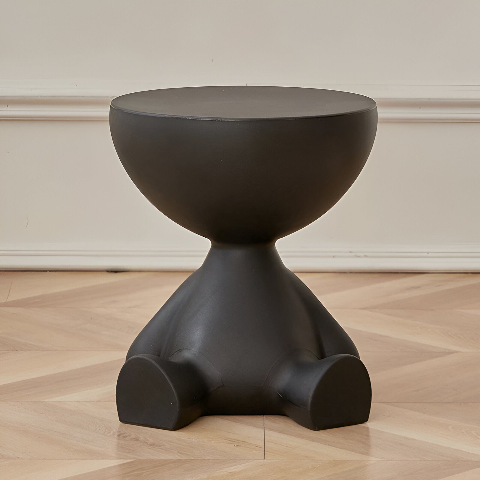 Runder Couchtisch – Eleganter Beistelltisch für Wohnzimmer und Innenräume