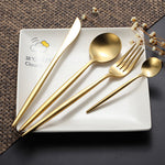 Elegantes Besteckset in Gold – Schlichte Eleganz