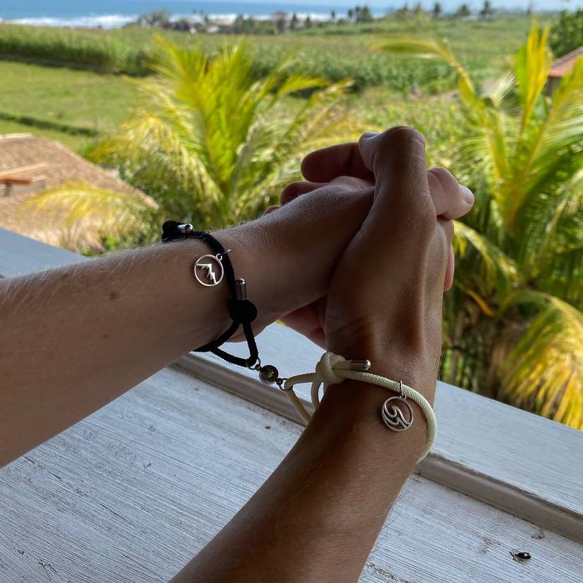 Undying Love - Magnetic Bracelets for Couples