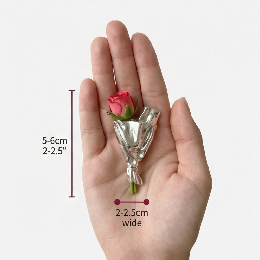 Elegante Brosche mit Mini-Vase für frische Blumen