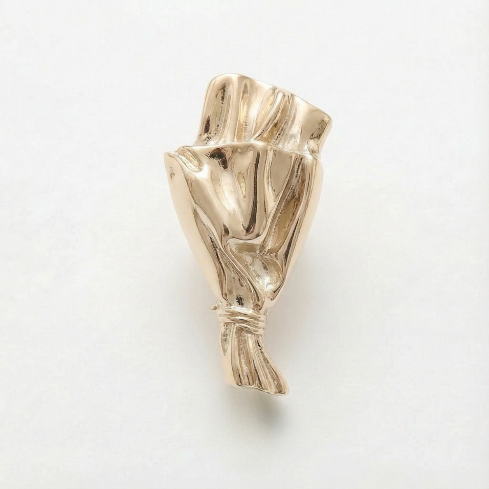Elegante Brosche mit Mini-Vase für frische Blumen