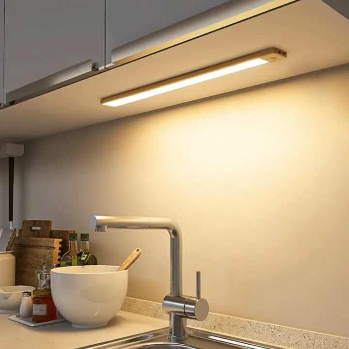 Kabelloses LED Licht für Schränke und Regale