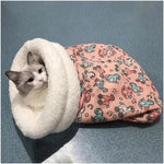 Katzenbett — Gemütliche Wärme und sichere Geborgenheit