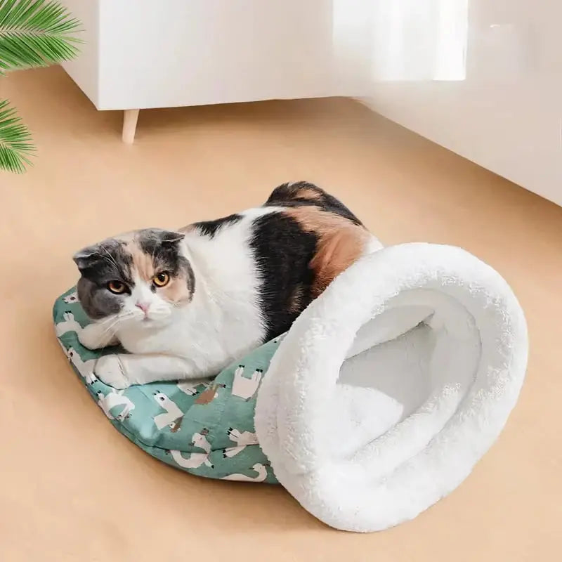 Katzenbett — Gemütliche Wärme und sichere Geborgenheit