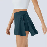 Airy 2-in-1 women's skirt for active summer days