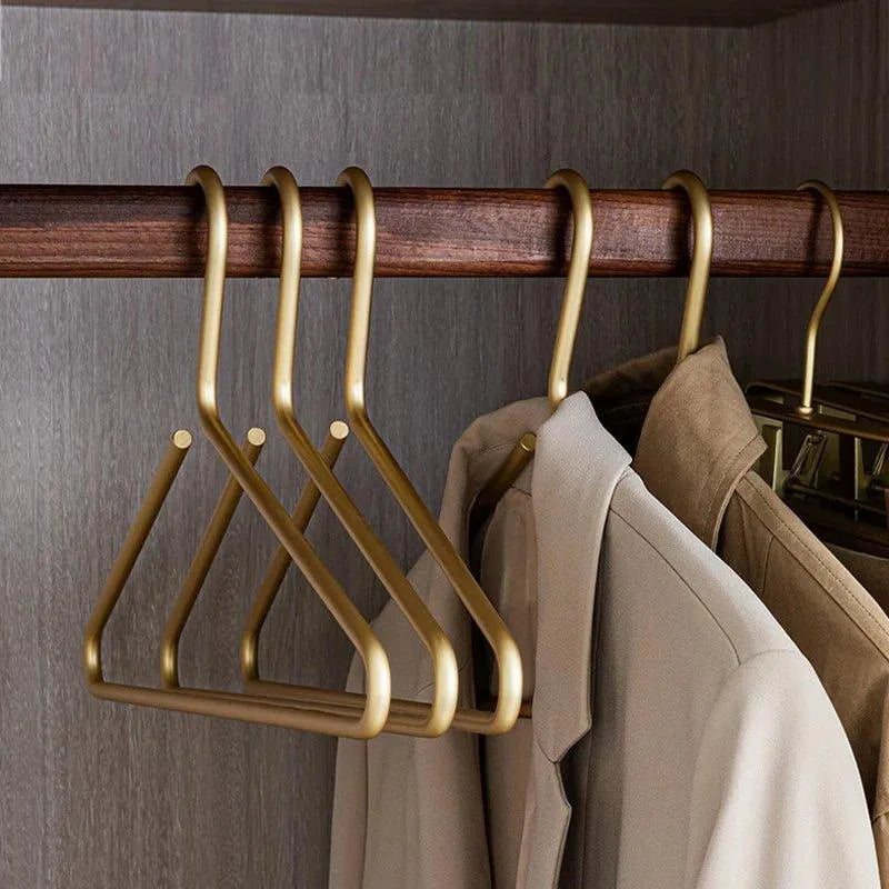 Stylish Metal Clothes Hangers for Elegant Storage (5 pieces)