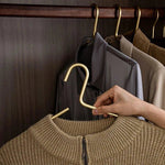 Stylish Metal Clothes Hangers for Elegant Storage (5 pieces)