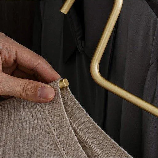 Stylish Metal Clothes Hangers for Elegant Storage (5 pieces)