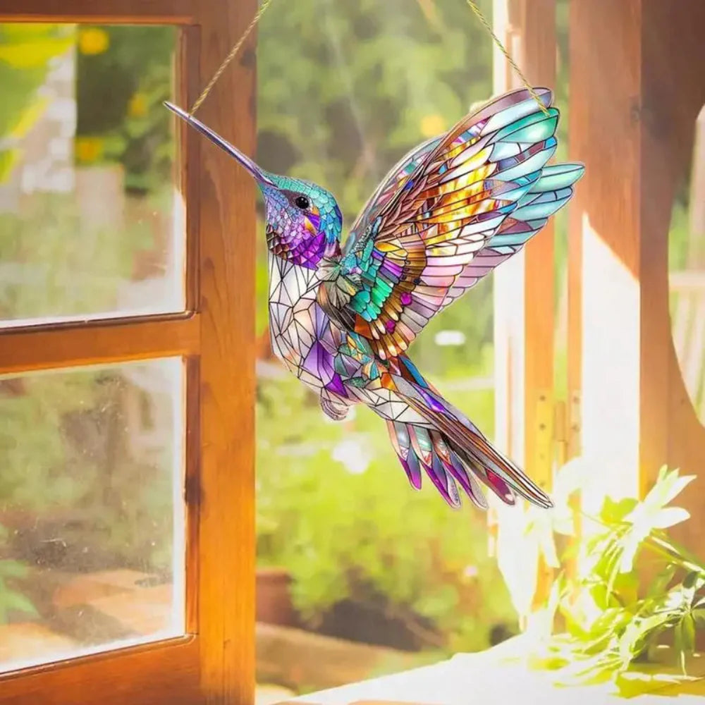 Farbenspiel Fensterdeko mit Kolibri-Motiv – Suncatcher
